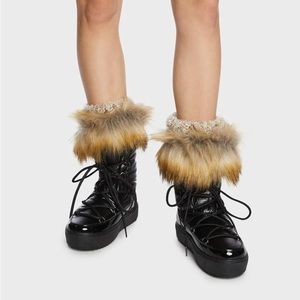 DOLLS KILL Chilly Reception faux fur shiny black snow boots 7 1/2 7.5 BNIB